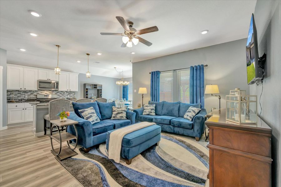 Furnished interior view inside a new home in Central Park, Texas City (Image 10). Furnished interior view inside a new home in Central Park, Texas City (Image 10).