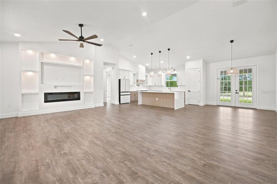 Spacious, unfurnished interior of a new home in , Dunnellon (Image 16). Spacious, unfurnished interior of a new home in , Dunnellon (Image 16).