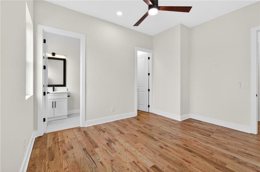 Spacious, unfurnished interior of a new home in , Atlanta (Image 50).