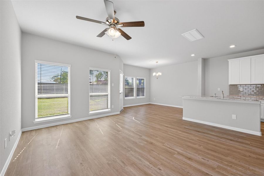 Spacious, unfurnished interior of a new home in Woodland Lakes, Huffman (Image 44). Spacious, unfurnished interior of a new home in Woodland Lakes, Huffman (Image 44).