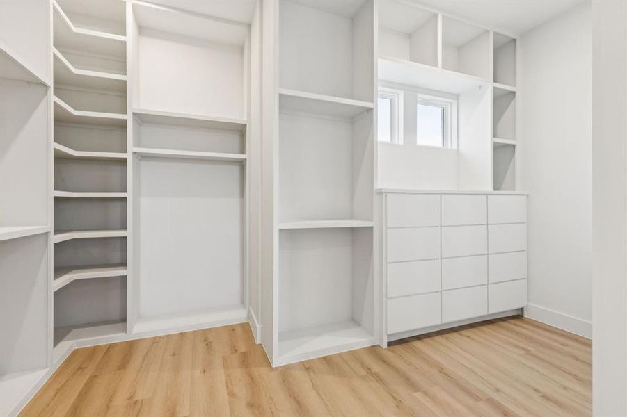 Spacious, unfurnished interior of a new home in , Weatherford (Image 17). Spacious, unfurnished interior of a new home in , Weatherford (Image 17).