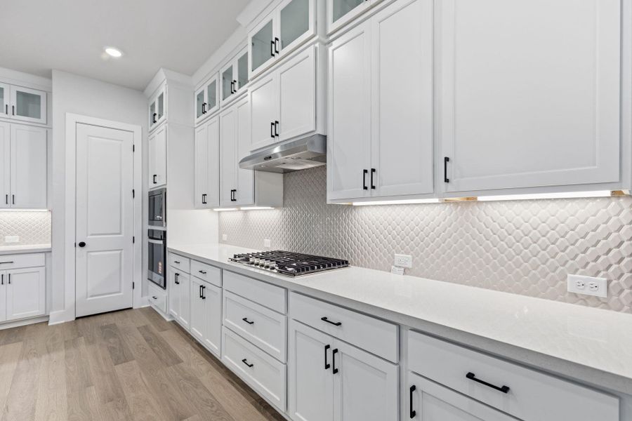 Stunning finishes in Light & Bright Kitchen