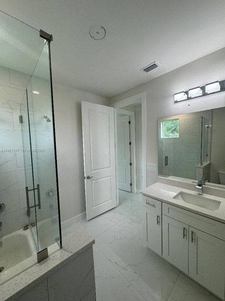 Furnished interior view inside a new home in , Lehigh Acres (Image 3).