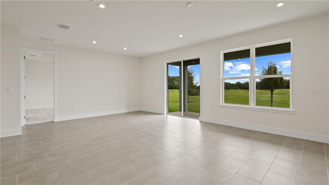 Spacious, unfurnished interior of a new home in Trailside, Mount Dora (Image 27). Spacious, unfurnished interior of a new home in Trailside, Mount Dora (Image 27).