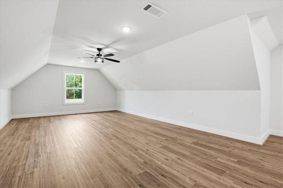 Spacious, unfurnished interior of a new home in , Monroe (Image 61).