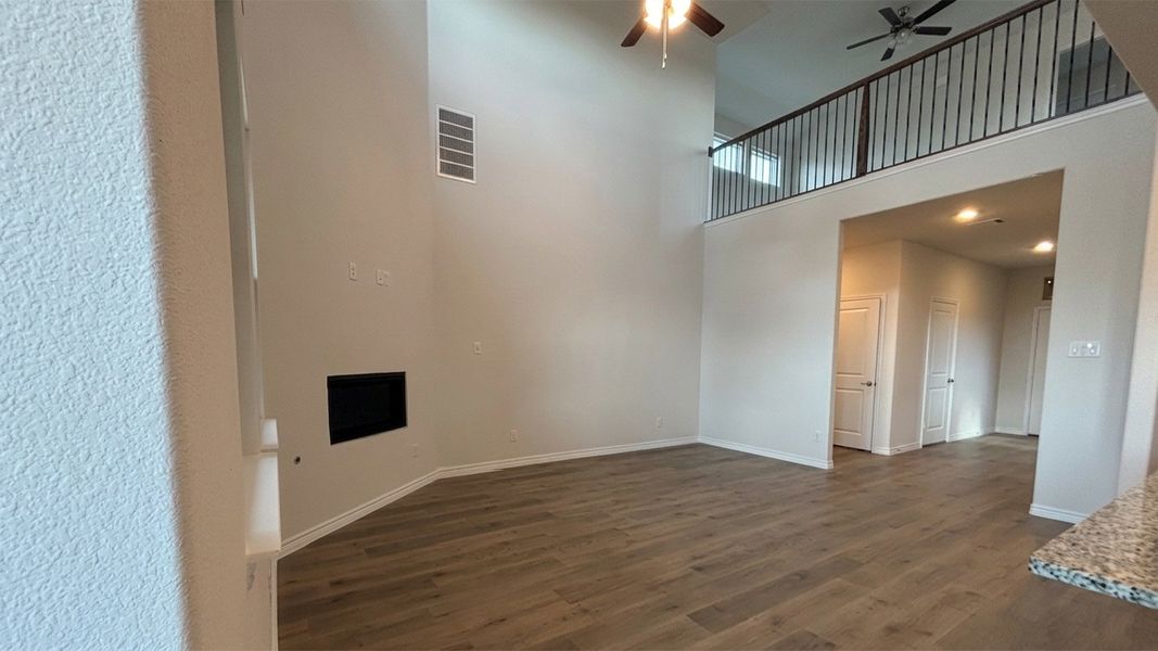Spacious, unfurnished interior of a new home in Lakewood Trails, Forney (Image 13). Spacious, unfurnished interior of a new home in Lakewood Trails, Forney (Image 13).