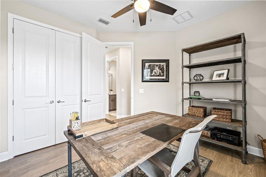Furnished interior view inside a new home in Tiburon, Nokomis (Image 8).