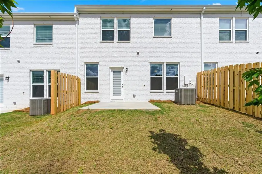 Exterior details and patio area of a home in Bowers Farm, McDonough (Image 3).