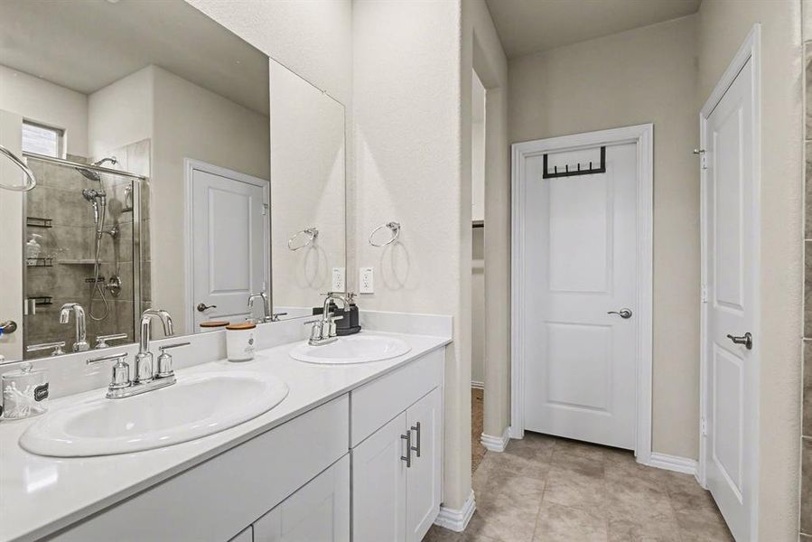 Furnished interior view inside a new home in Palmilla Springs - Classic Series, Fort Worth (Image 8).