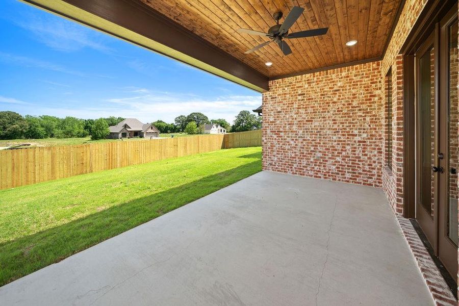 Exterior details and patio area of a home in , Tyler (Image 4).