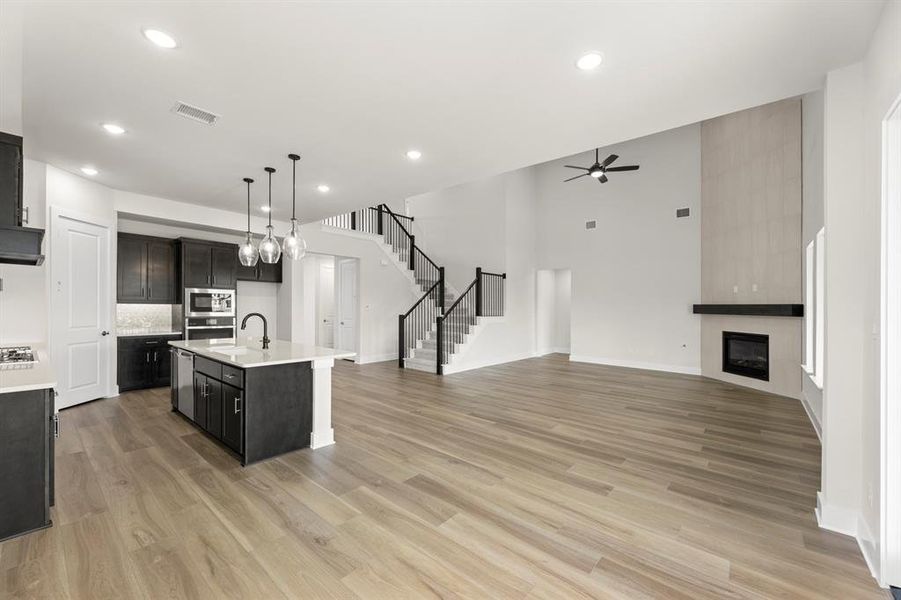 13. 3708 Herrick - Dining (2) 13. 3708 Herrick - Dining (2)