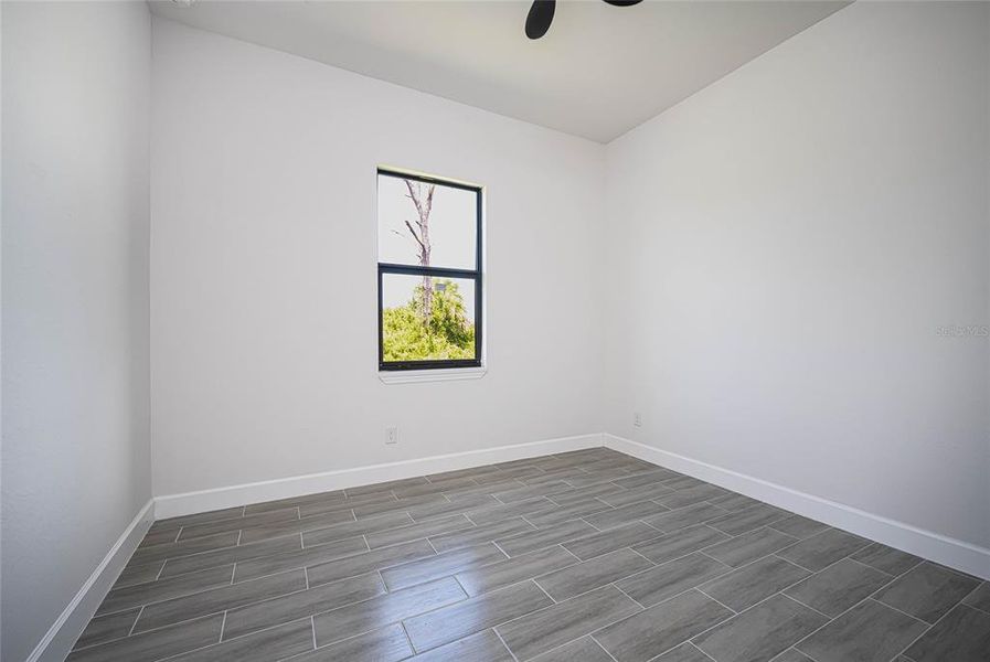 Spacious, unfurnished interior of a new home in , Rotonda West (Image 32).