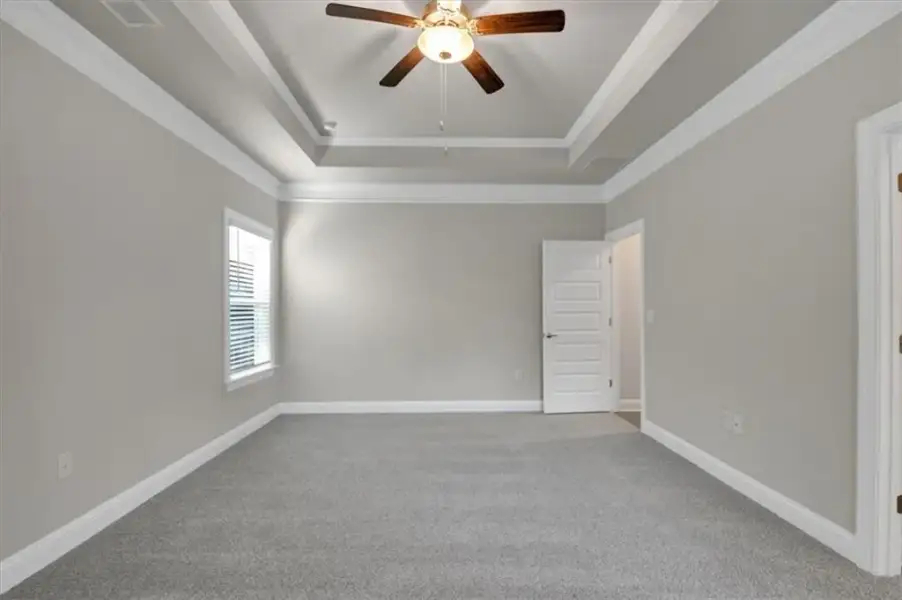 Spacious, unfurnished interior of a new home in Tuscany Hills, Douglasville (Image 38).