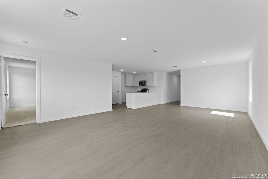 Spacious, unfurnished interior of a new home in , New Braunfels (Image 13). Spacious, unfurnished interior of a new home in , New Braunfels (Image 13).