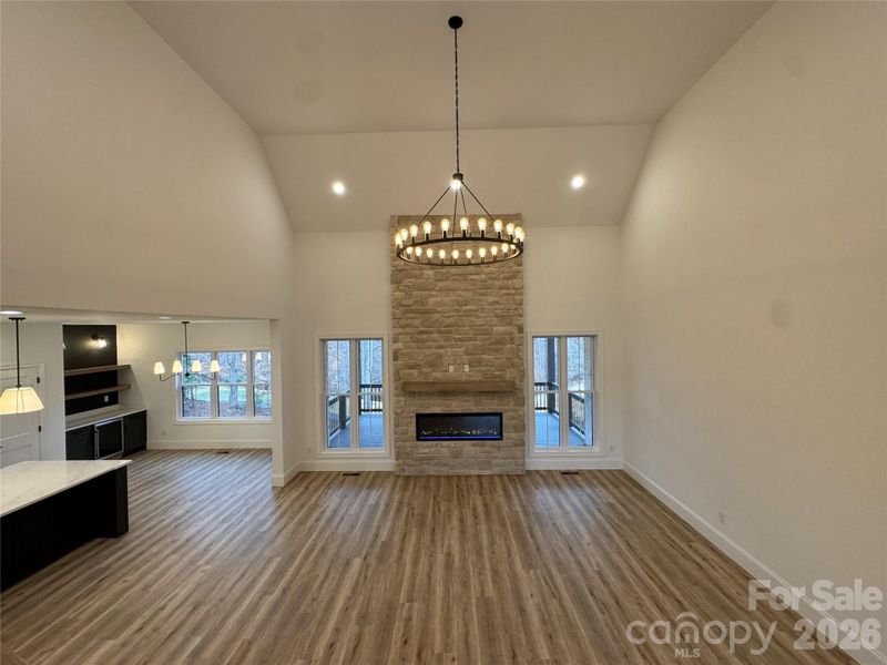 Spacious, unfurnished interior of a new home in , Hickory (Image 33).