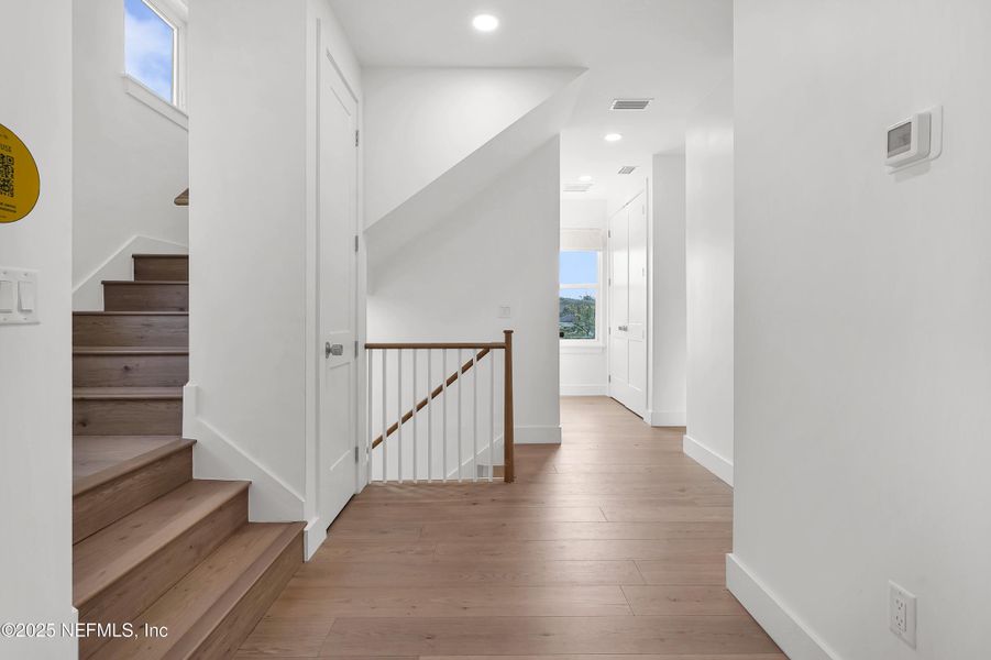 Spacious, unfurnished interior of a new home in , St. Augustine (Image 21).