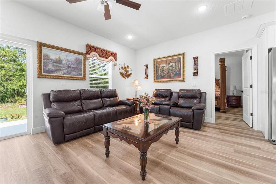 Furnished interior view inside a new home in , Ocala (Image 10).