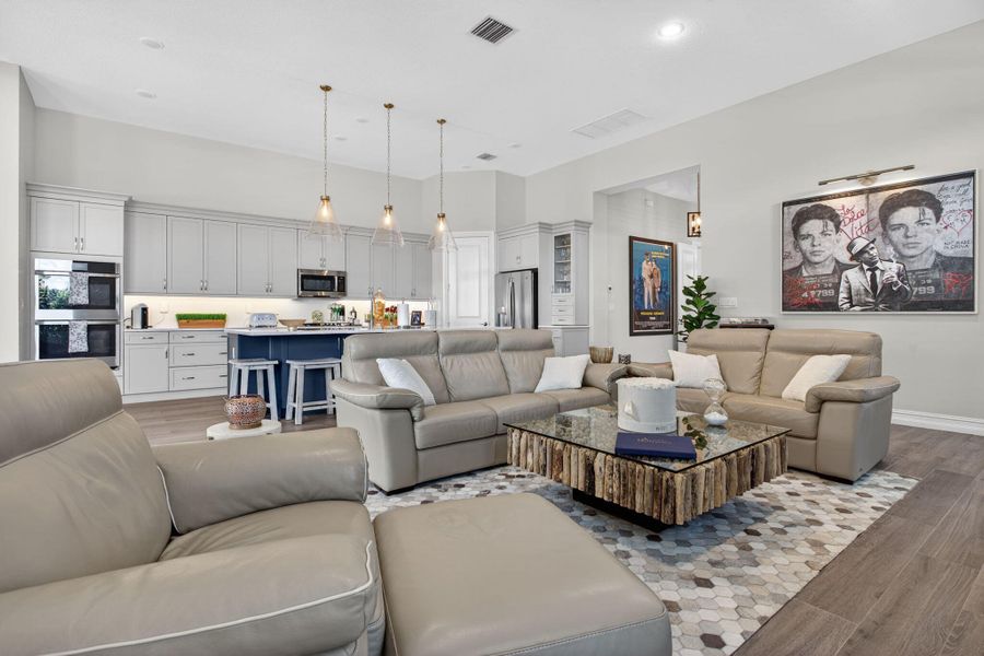 Family Room into Kitchen Family Room into Kitchen