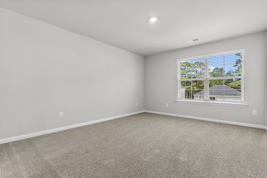 Spacious, unfurnished interior of a new home in Willow Lake, Blythewood (Image 13). Spacious, unfurnished interior of a new home in Willow Lake, Blythewood (Image 13).