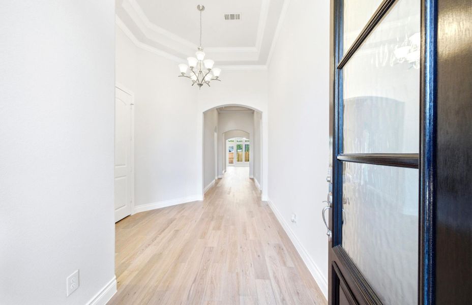 Spacious, unfurnished interior of a new home in The Highlands 55′, Porter (Image 17).