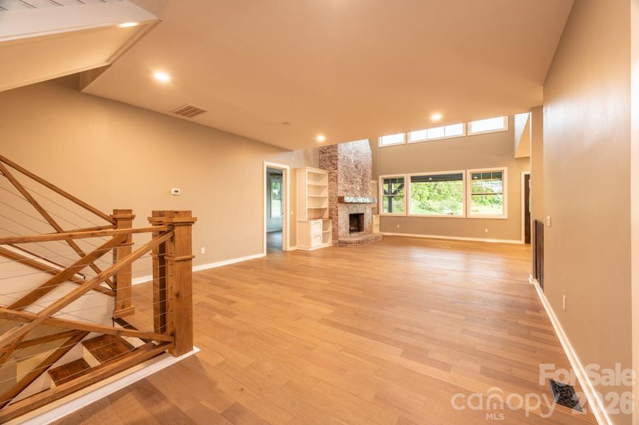 Spacious, unfurnished interior of a new home in , Blowing Rock (Image 20). Spacious, unfurnished interior of a new home in , Blowing Rock (Image 20).