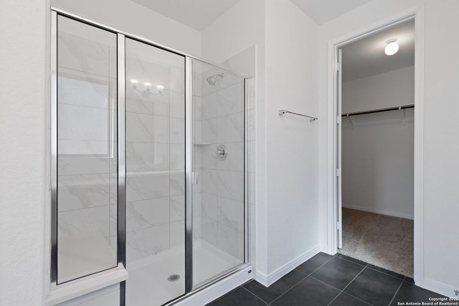 Furnished interior view inside a new home in Mayfair, New Braunfels (Image 6).