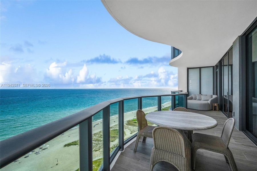 Image 51 of a home in .