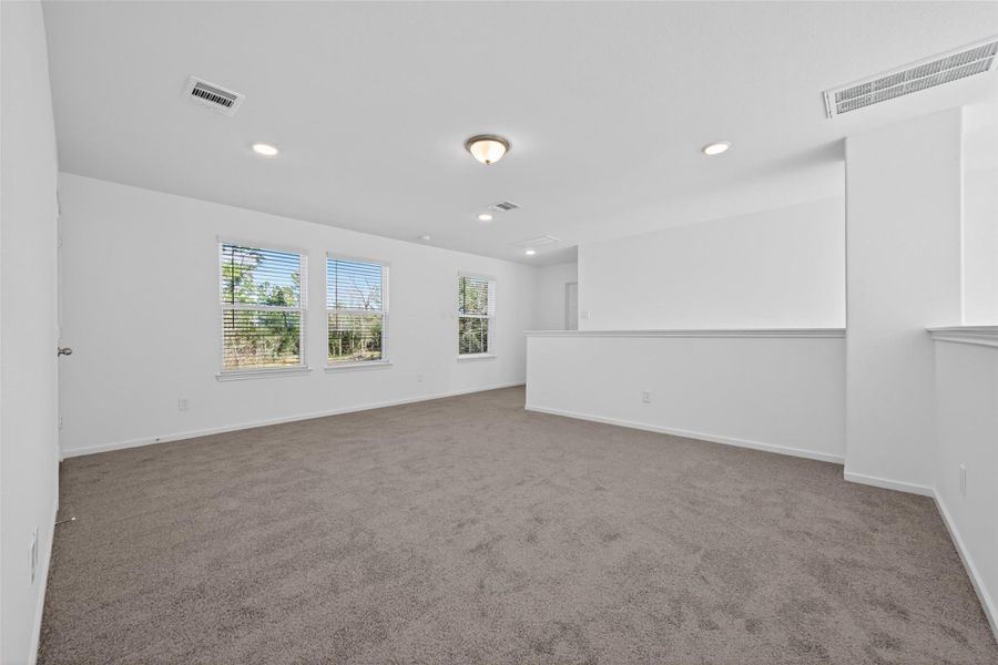 Spacious, unfurnished interior of a new home in Enclave at Willis, Willis (Image 38).