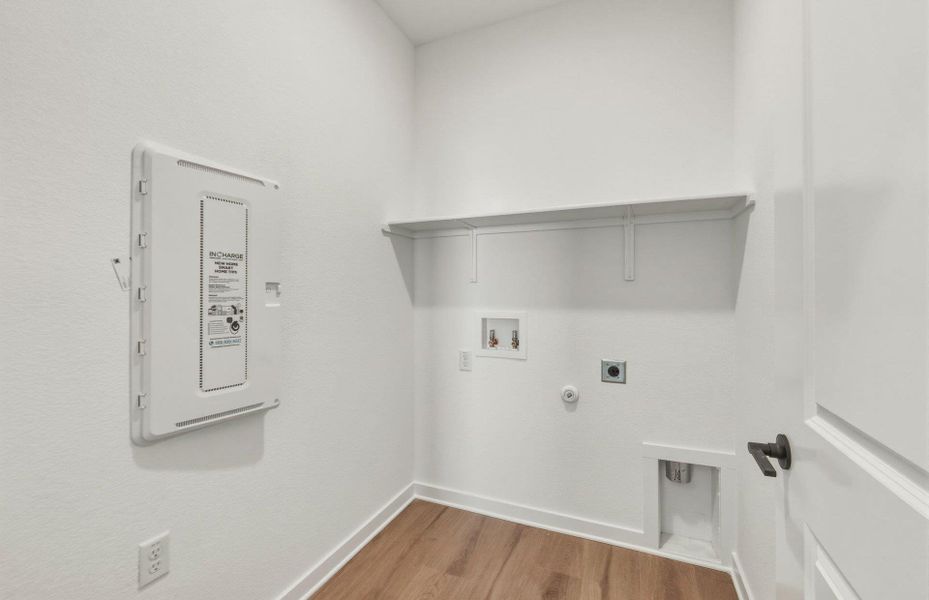 Spacious, unfurnished interior of a new home in Sun City Texas, Georgetown (Image 16). Spacious, unfurnished interior of a new home in Sun City Texas, Georgetown (Image 16).