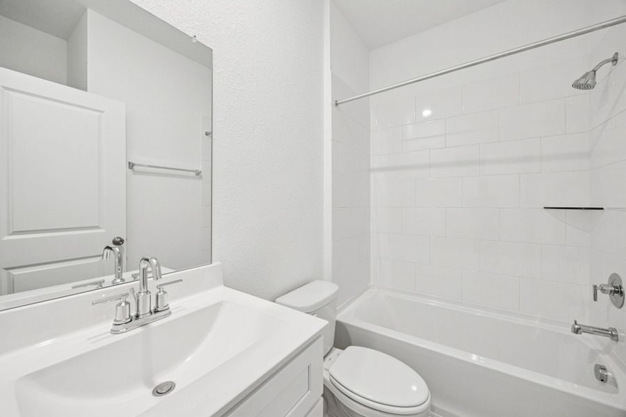 Furnished interior view inside a new home in Crosby Farms, Crosby (Image 9).