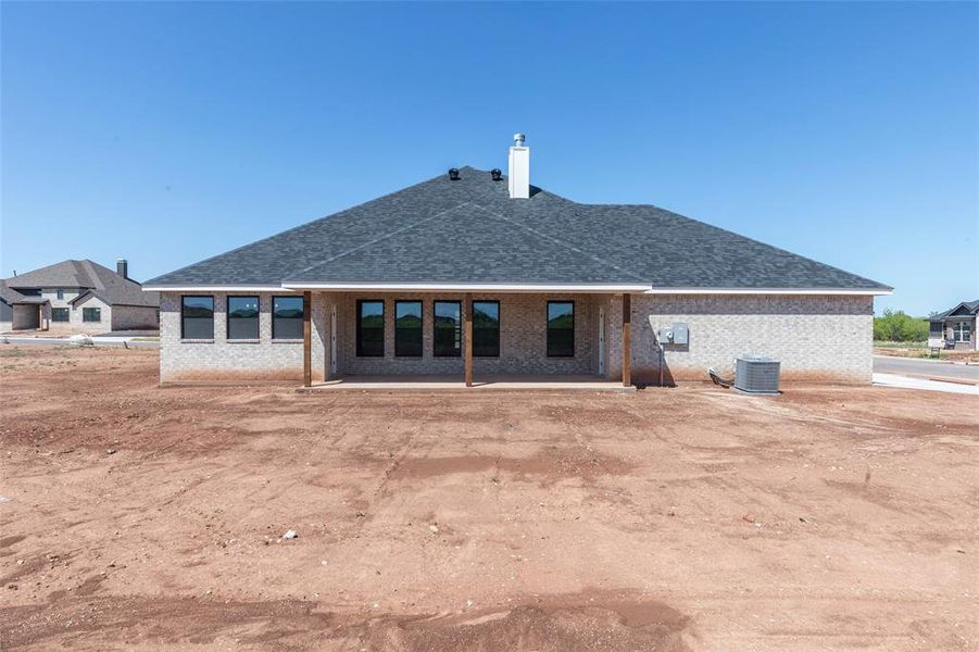 Exterior details and patio area of a home in , Abilene (Image 24).