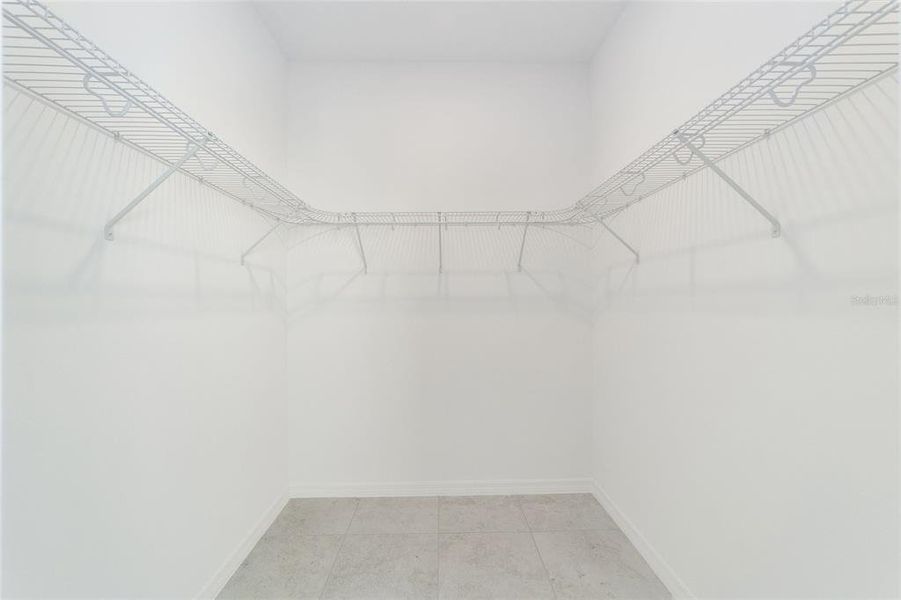 Spacious, unfurnished interior of a new home in Calesa Township, Ocala (Image 41).