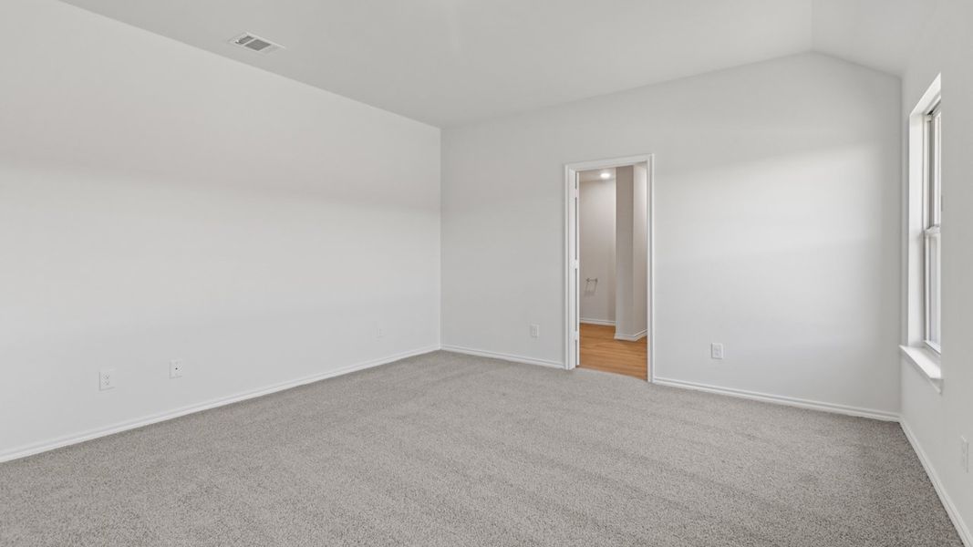 Spacious, unfurnished interior of a new home in Waverly Estates, Josephine (Image 18).