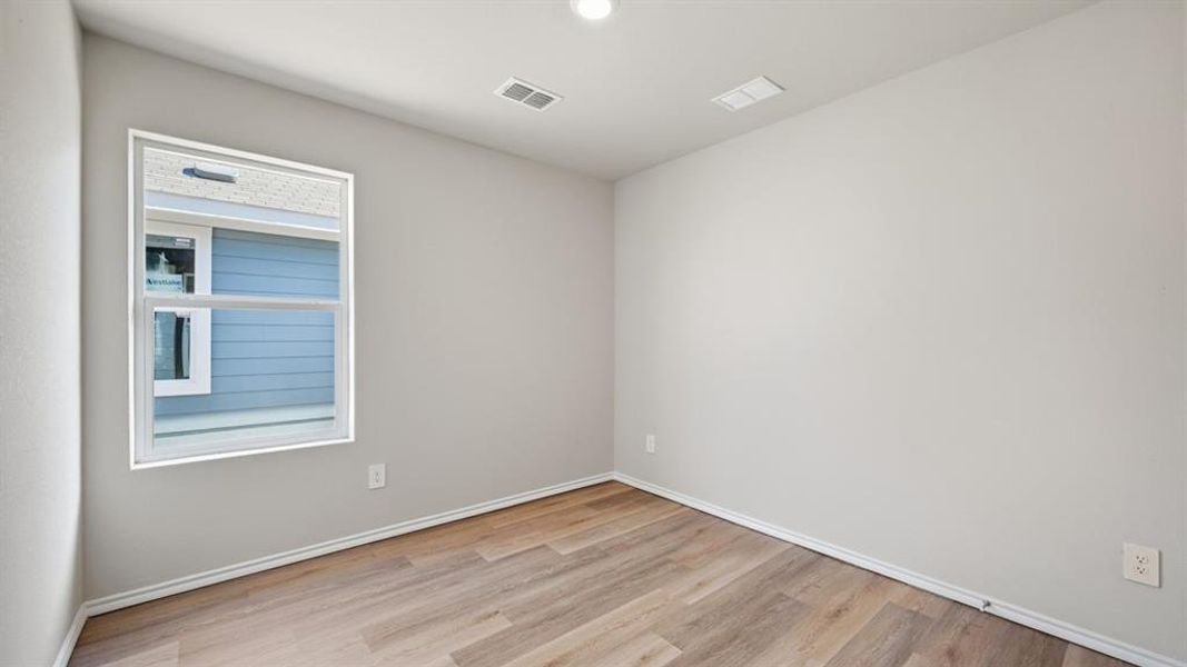 Spacious, unfurnished interior of a new home in Sunnycreek, Crowley (Image 17).