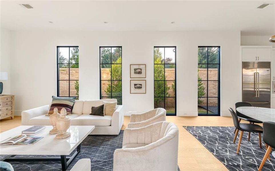 Furnished interior view inside a new home in , Dallas (Image 22).