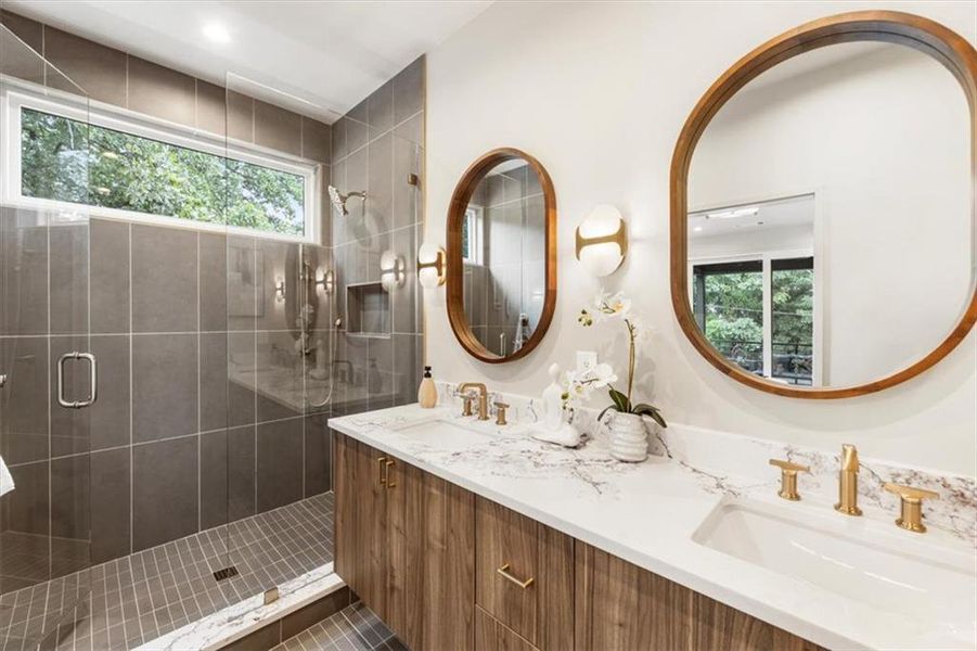 Furnished interior view inside a new home in , Atlanta (Image 32).