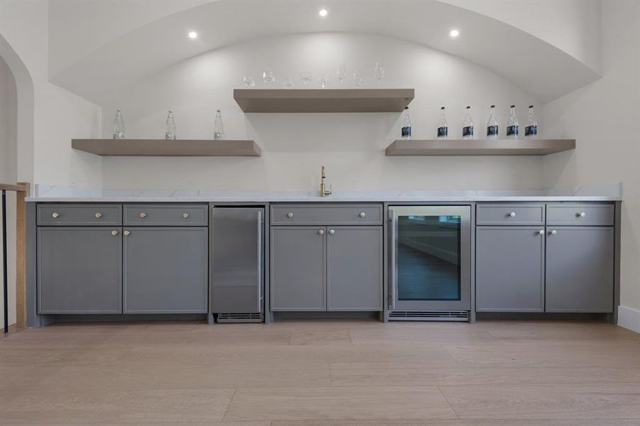 Furnished interior view inside a new home in , Dallas (Image 31).