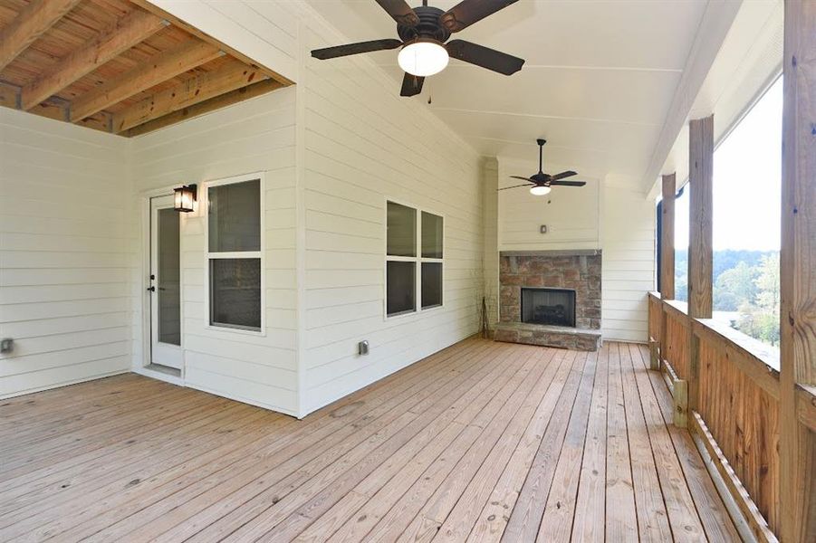 Exterior details and patio area of a home in , Dallas (Image 28).