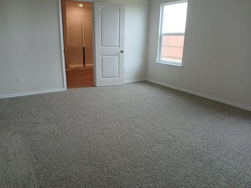 Spacious, unfurnished interior of a new home in Wildwood, Royse City (Image 7). Spacious, unfurnished interior of a new home in Wildwood, Royse City (Image 7).