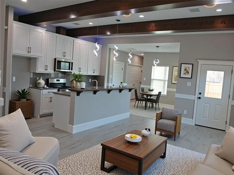 Furnished interior view inside a new home in , Baytown (Image 10).