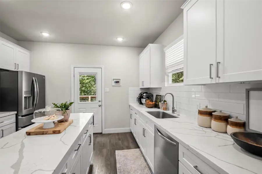 Furnished interior view inside a new home in , Conroe (Image 19).