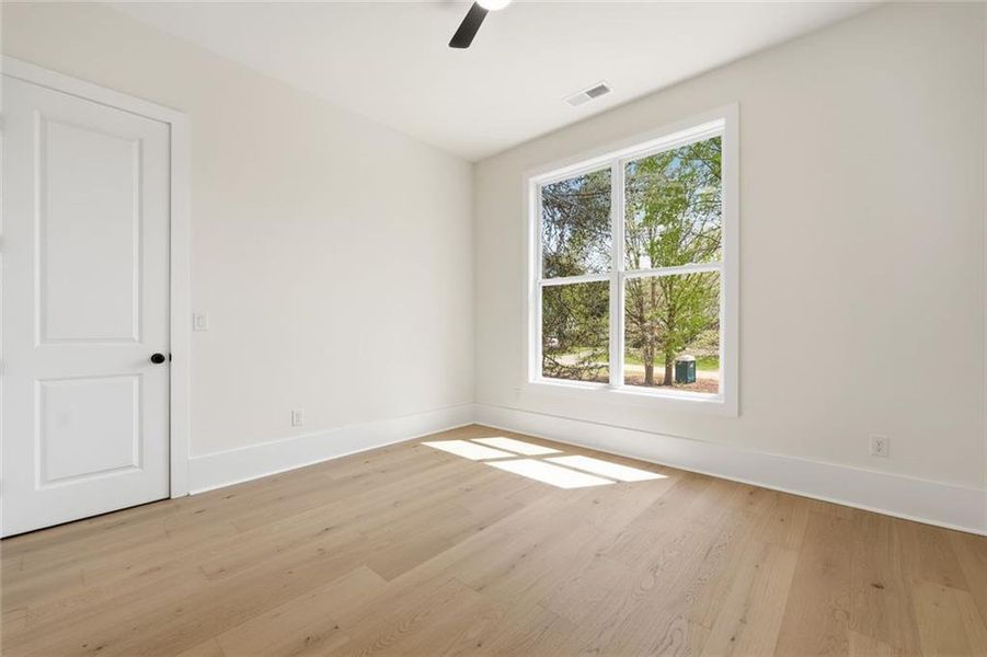 Spacious, unfurnished interior of a new home in , Clermont (Image 23). Spacious, unfurnished interior of a new home in , Clermont (Image 23).