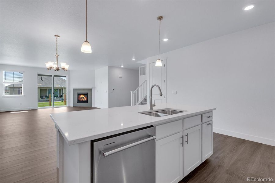 Furnished interior view inside a new home in Vantage, Berthoud (Image 7).