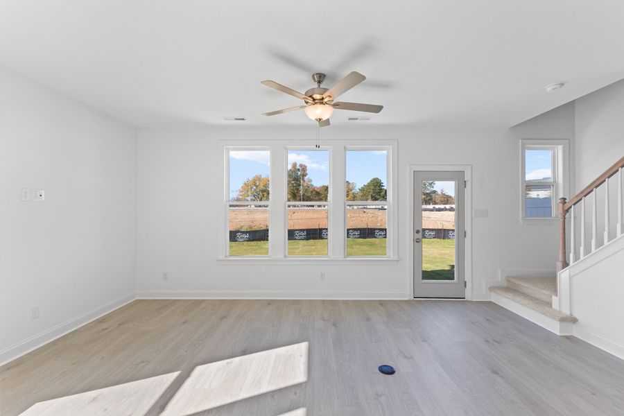 Representative unfurnished interior of a home built from the The Hemlock by RobuckHomes in Kennebec Crossing, Angier (Image 31).