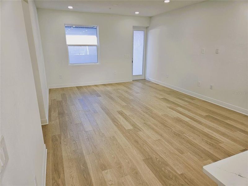 Spacious, unfurnished interior of a new home in Palmera at Wellen Park, Venice (Image 17). Spacious, unfurnished interior of a new home in Palmera at Wellen Park, Venice (Image 17).