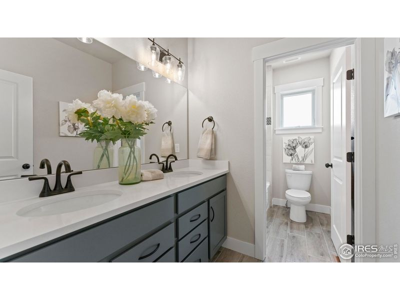 Furnished interior view inside a new home in Vernazza, Windsor (Image 14).