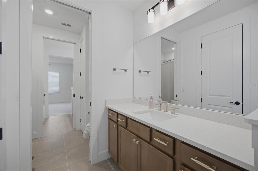 Furnished interior view inside a new home in , Zephyrhills (Image 43). Furnished interior view inside a new home in , Zephyrhills (Image 43).