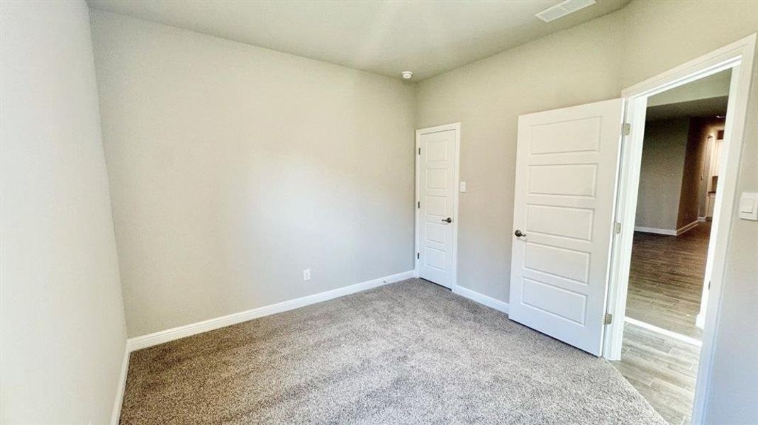 Spacious, unfurnished interior of a new home in Retta Estates, Mansfield (Image 13).