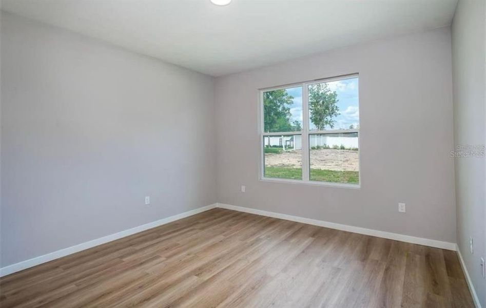 Spacious, unfurnished interior of a new home in , Ocala (Image 14).
