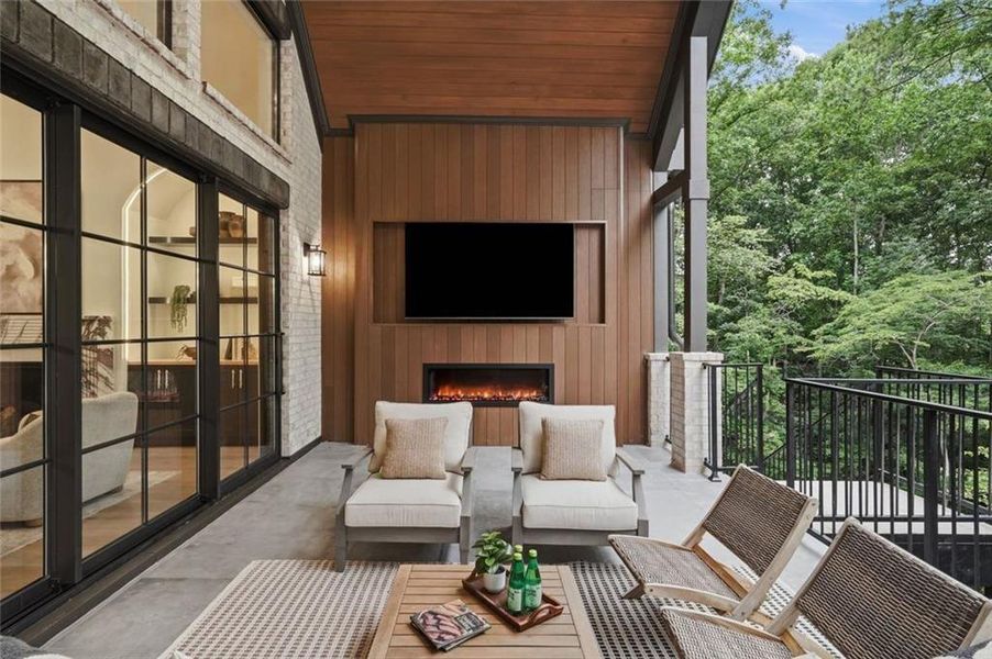 Exterior details and patio area of a home in , Alpharetta (Image 55).
